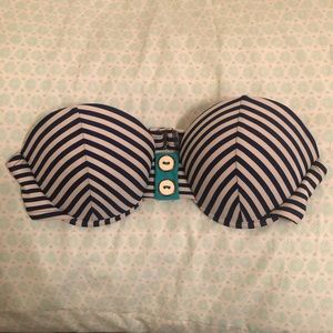 Strapless bathing suit top